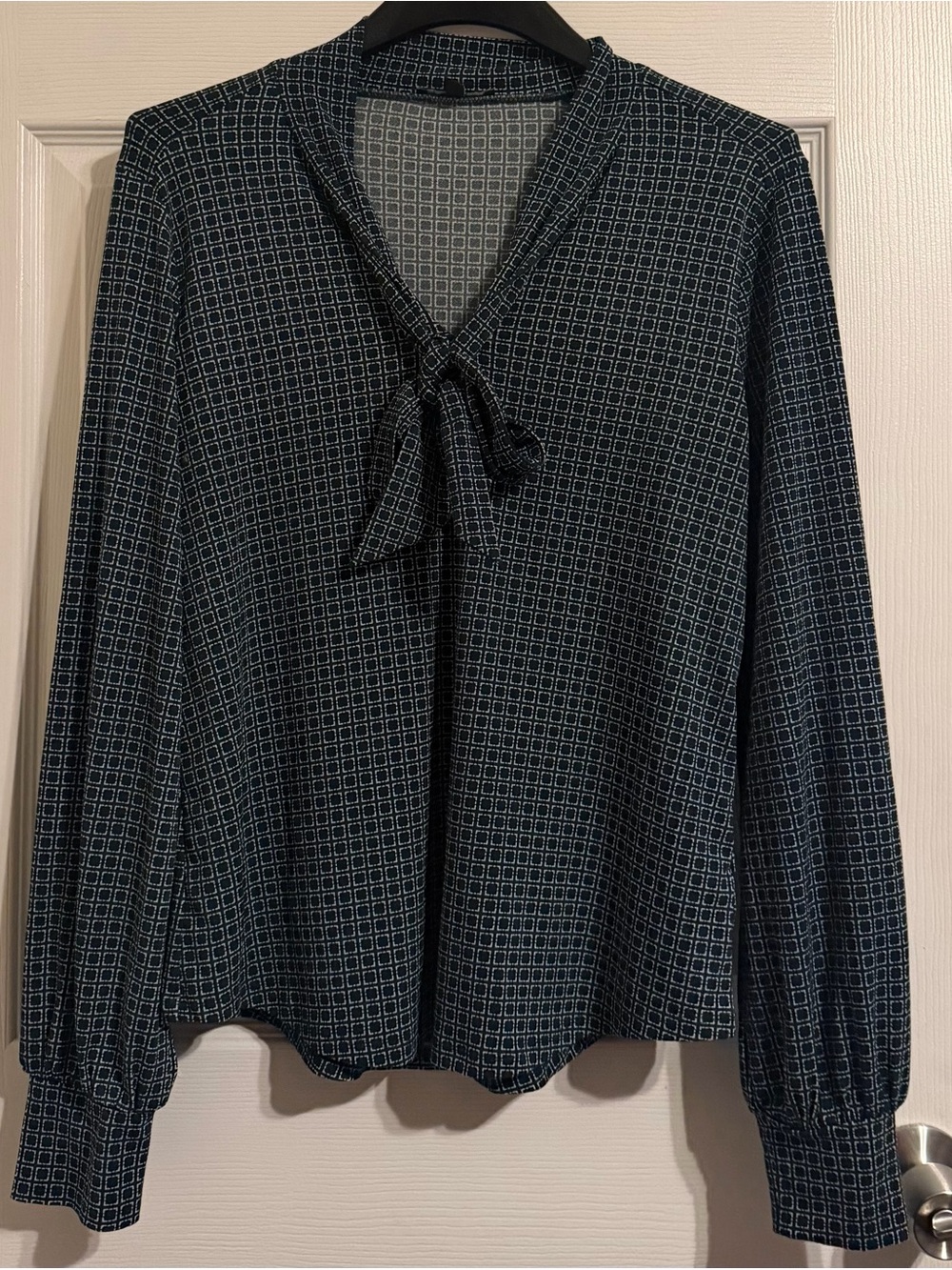 Adrianna Papell Green Geometric Tie-Neck Blouse